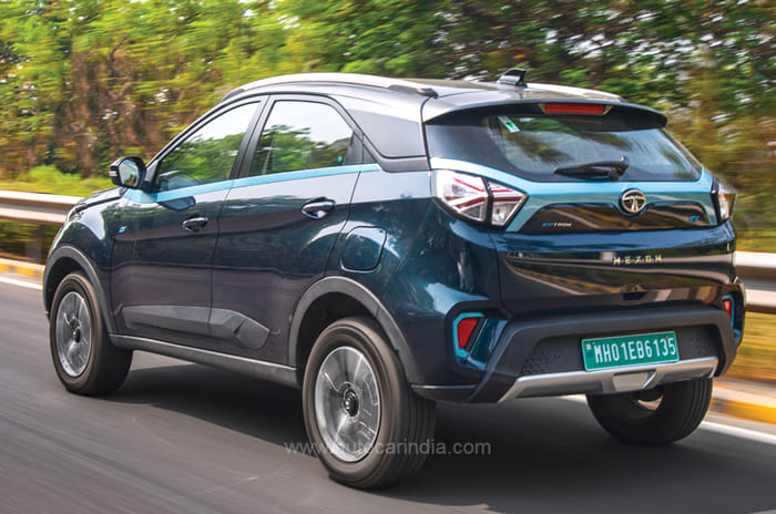 Mahindra XUV400 vs Tata Nexon EV comparison: Challenger to the crown